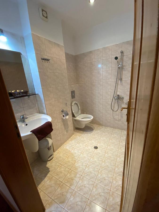 Family Hotel The Golden Fish Sozopol Buitenkant foto