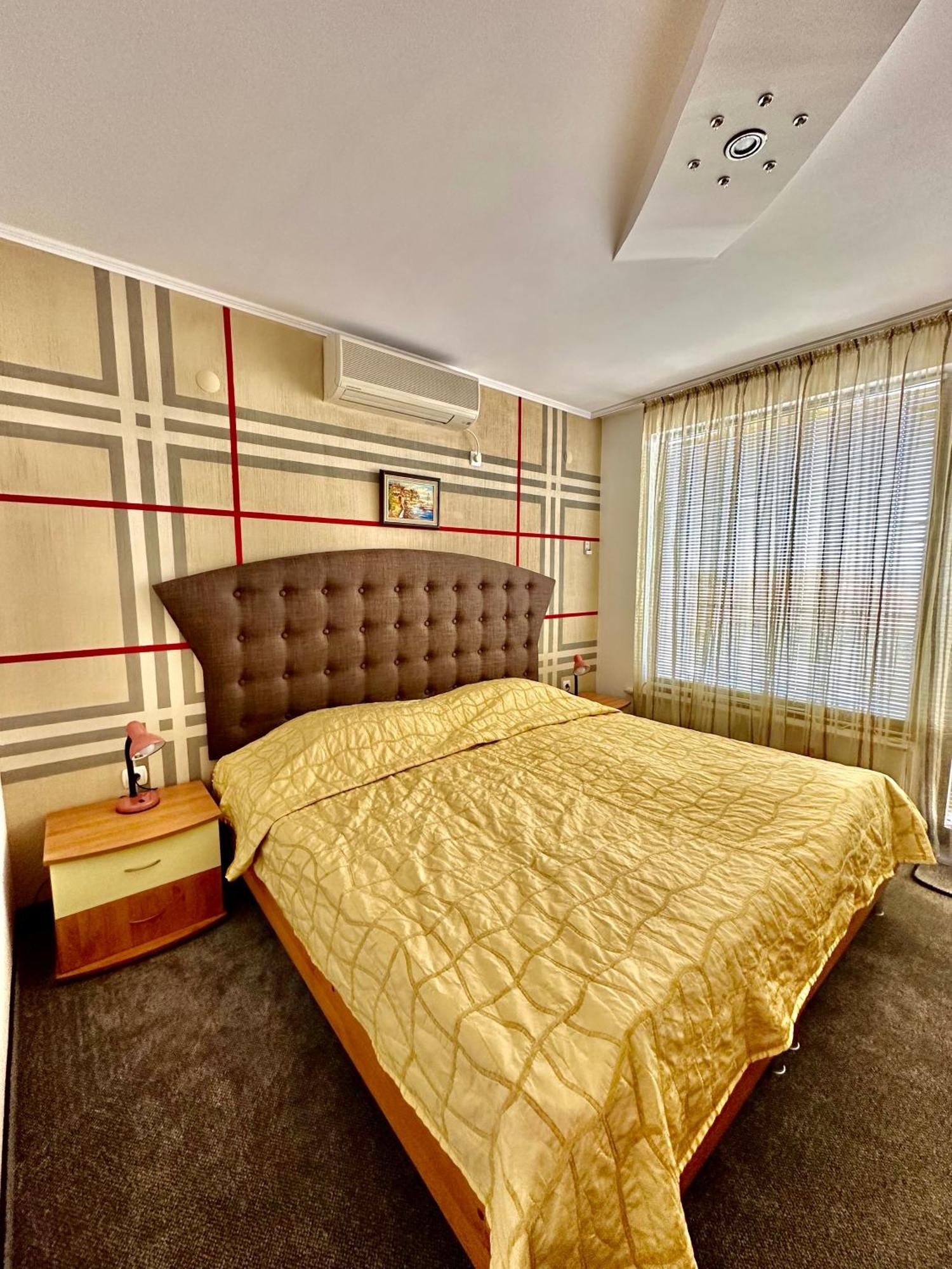 Family Hotel The Golden Fish Sozopol Buitenkant foto